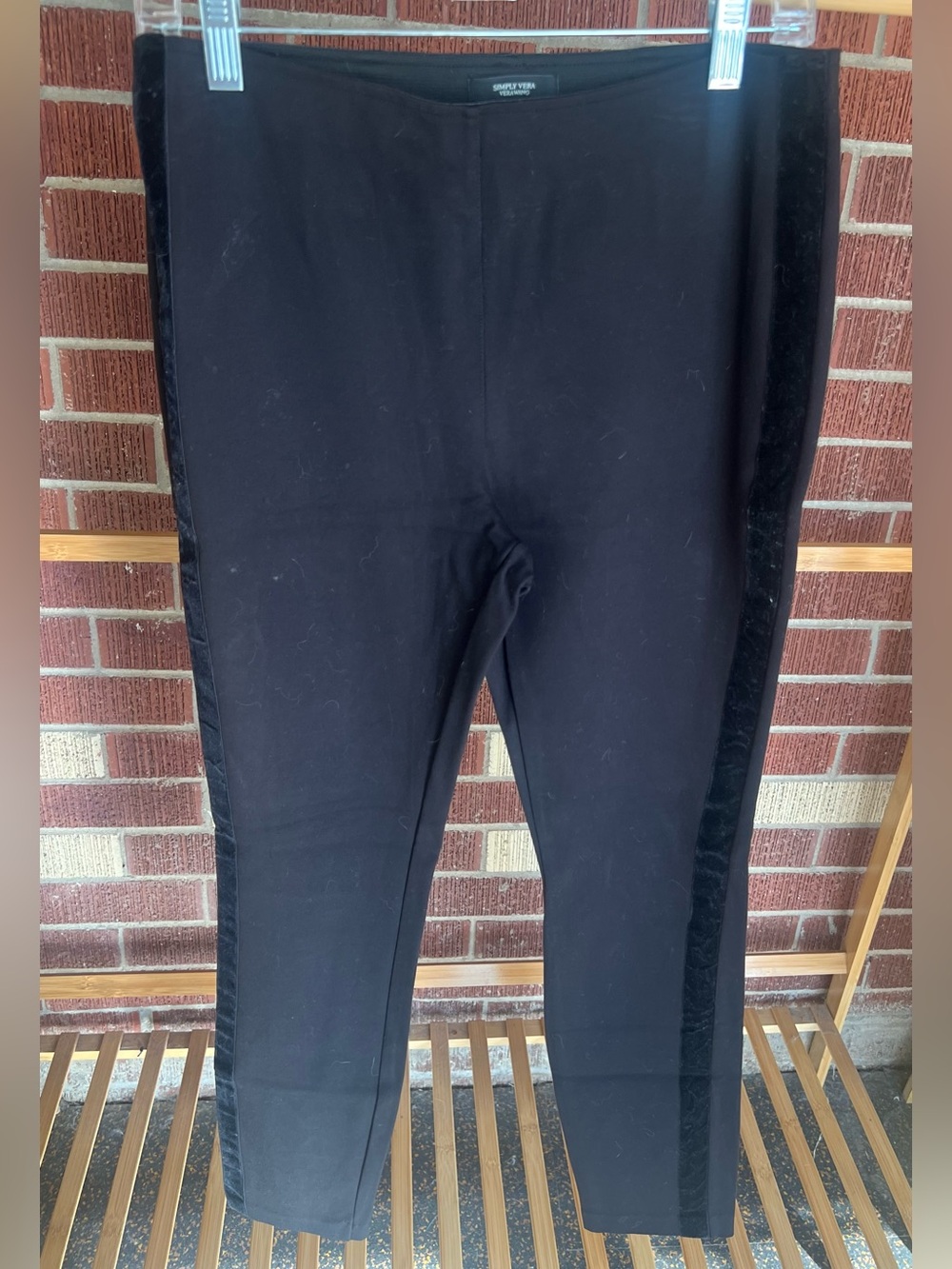 Vera Wang black pants